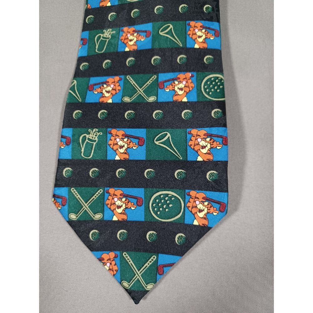 NEW Pooh Disney Tigger‎ Woods Playing Golf 100% Polyester Size 4" x 57"